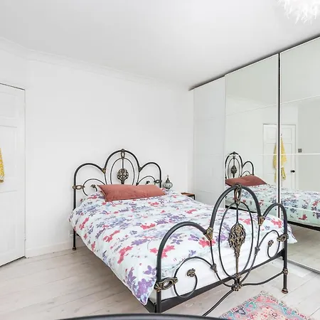 Modern, Deceptively Spacious, Beautifully Bright!
